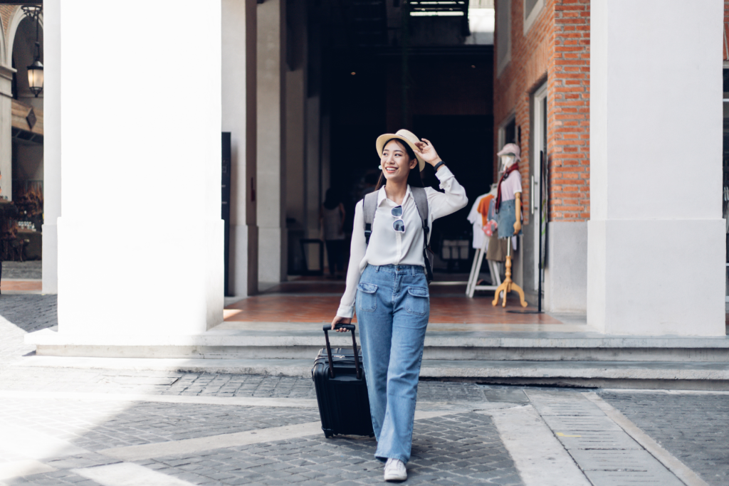 6 Essential Tips to Stay Healthy During Travel