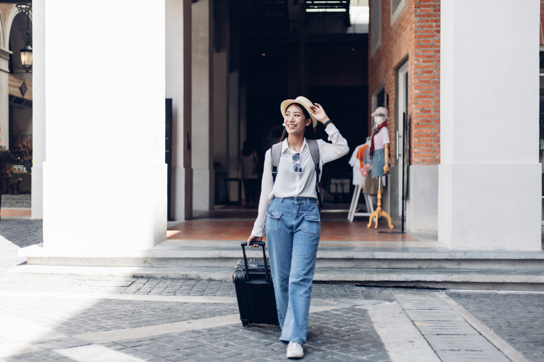6 Essential Tips to Stay Healthy During Travel